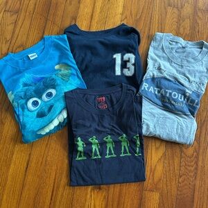 Disney Pixar Set of 4 T-shirts Medium